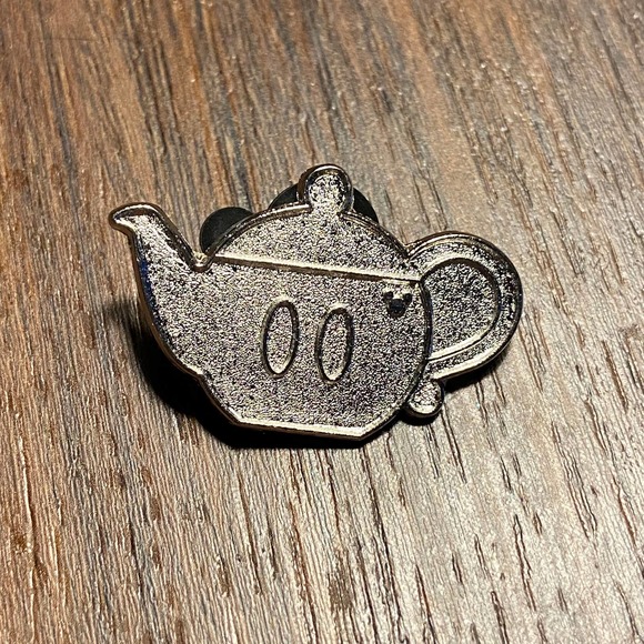 Disney Park Mickey Mouse Chaser Silver Tea Pot Hidden Mickey 5 of 5 pin - Picture 1 of 4